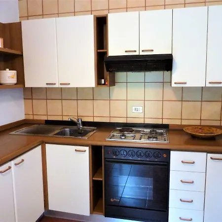 Andromeda شقة ستريزا